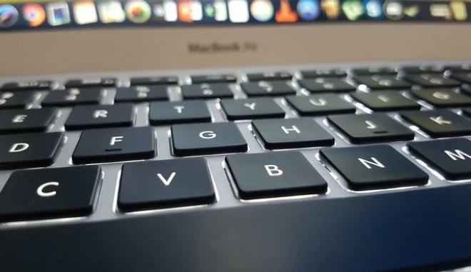 Βόλος: «Σέρφαρε» και έπεσε σε ροζ βίντεο με πρωταγωνίστρια την ίδια -Της την είχαν «στήσει»